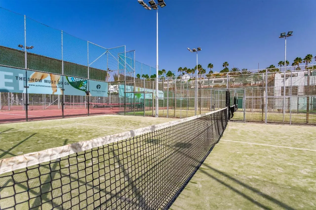 White Volcano Pool, Gym And Activities In Sport Center Fariones Included Puerto del Carmen  0*, Puerto del Carmen (Lanzarote)